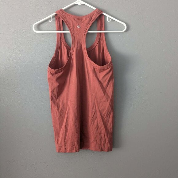 Lululemon Swiftly Tech Racerback 2.0 - Picture 2 of 3